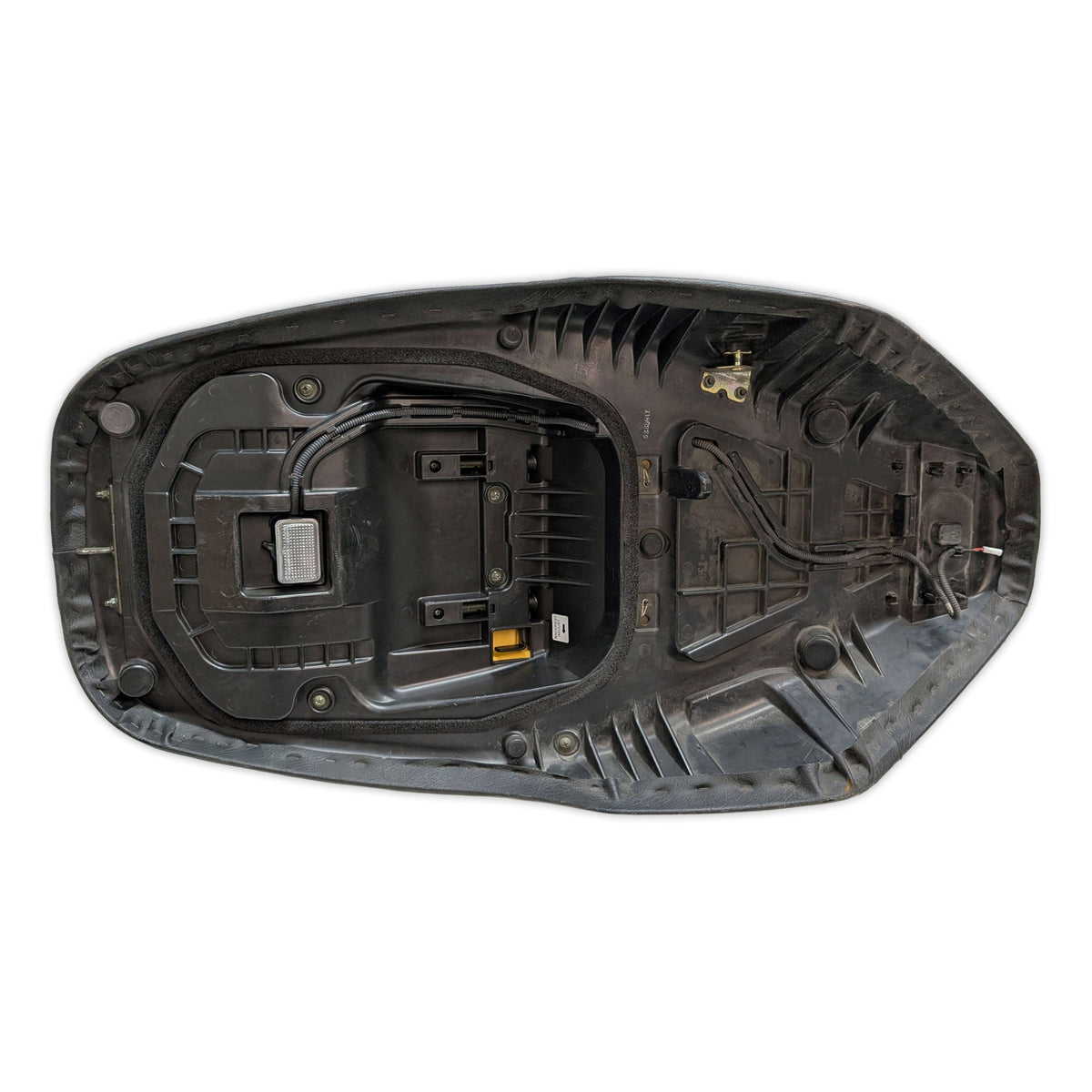 Seat - 45100-10G33 - Suzuki AN650 Burgman 650 03-12