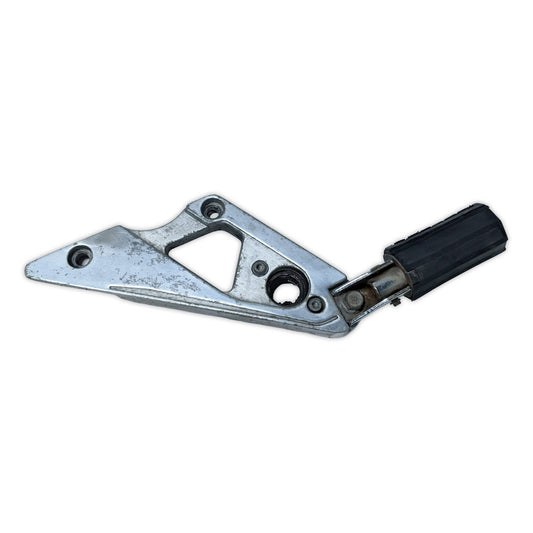 Footrest Footpeg Pedal Pillion Pass. Left Yamaha XJ750 Maxim 750 1984 84