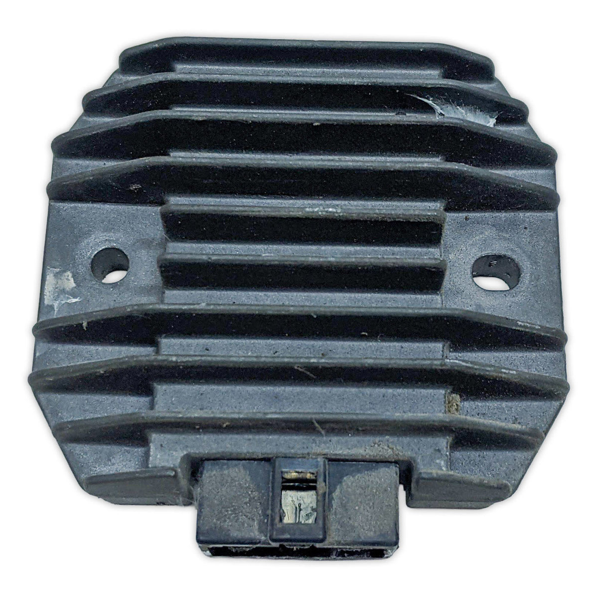 Regulator Rectifier Yamaha YZFR6 YZF-R6 R-6 R6 99-02 4JH-81960-01
