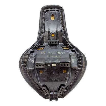 Seat Honda Shadow Spirit VT750 VT 750 05-07 77200-MCR-A40
