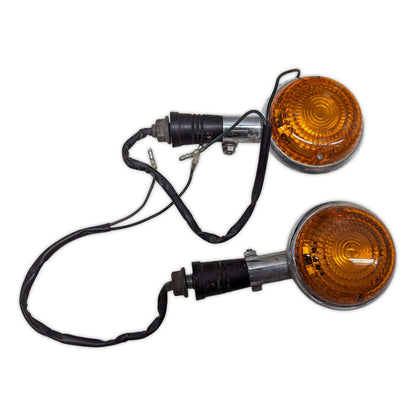Flasher Turn Signal Rear Yamaha XVS1100 V-Star 1100 02-04 1AA-83330-K9