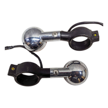 Flasher Turn Signal Front Suzuki VZ800 Marauder 800 97-03