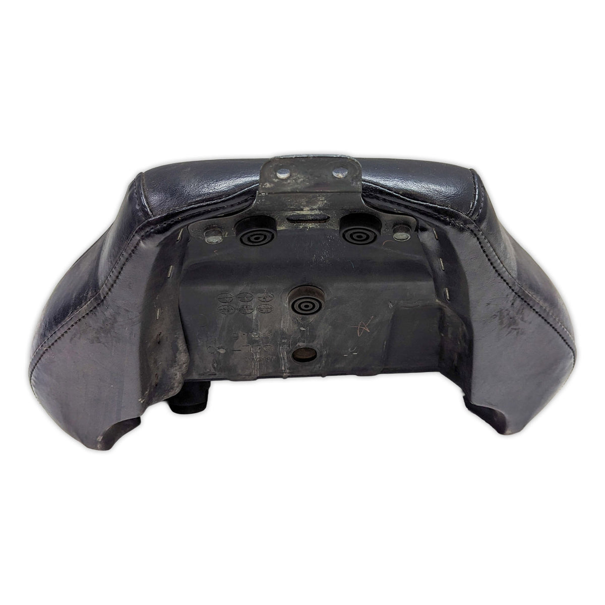 Seat OEM Yamaha XVS1100 VStar V-Star 1100 Custom 99-04 5EL-24710-00