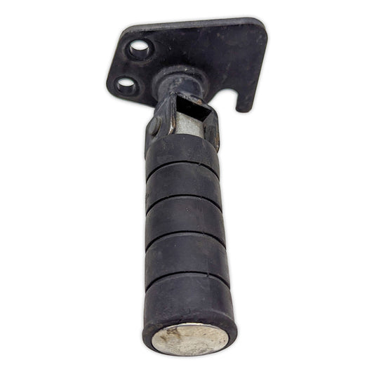Footrest Footpeg Pedal Pillion Pass. Left Yamaha XVS1100 VStar V-Star 1100 99-09