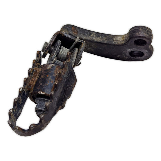 Footrest Pedal Pillion Left Suzuki DR200 DR 200 86-13 43520-44A03