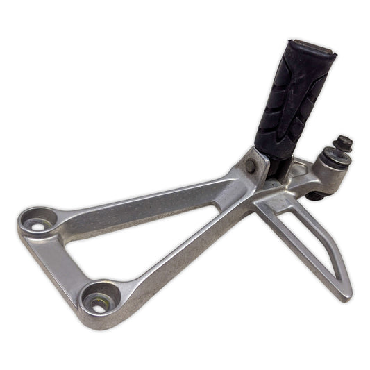 Footrest Pedal Pillion Pass. Right Honda CBR250 11-13 CBR300 15-22 50715-KYJ-900