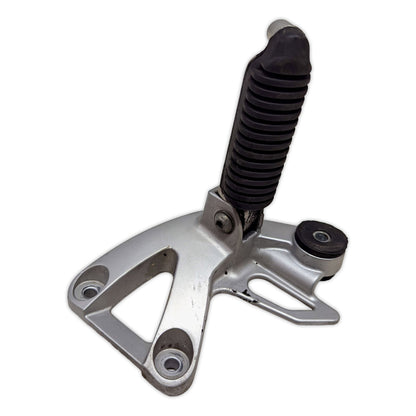 Footrest Pedal Pillion Pass. Right Suzuki GSX600F Katana 600 04-06 43811-08F10