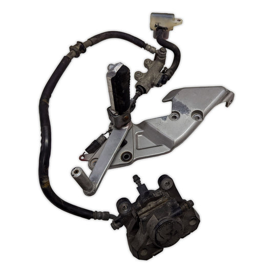 Brake Caliper Master Cylinder Rear Suzuki RF600 RF 600