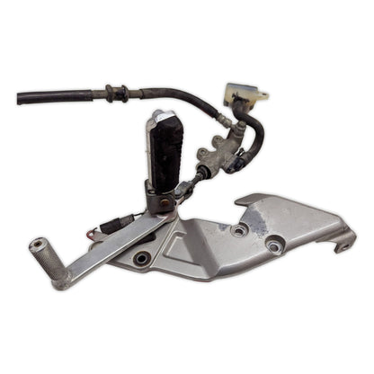 Brake Caliper Master Cylinder Rear Suzuki RF600 RF 600