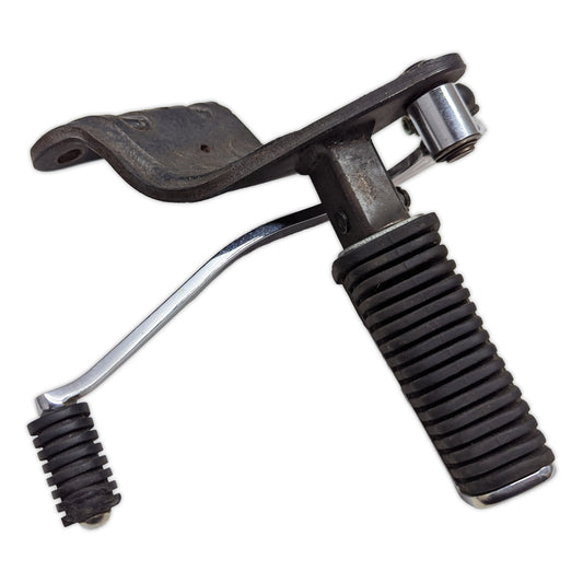 Footrest Footpeg Pedal Holder Shifter Left - 43520-48E20 - Suzuki VZ800 Marauder 97-04